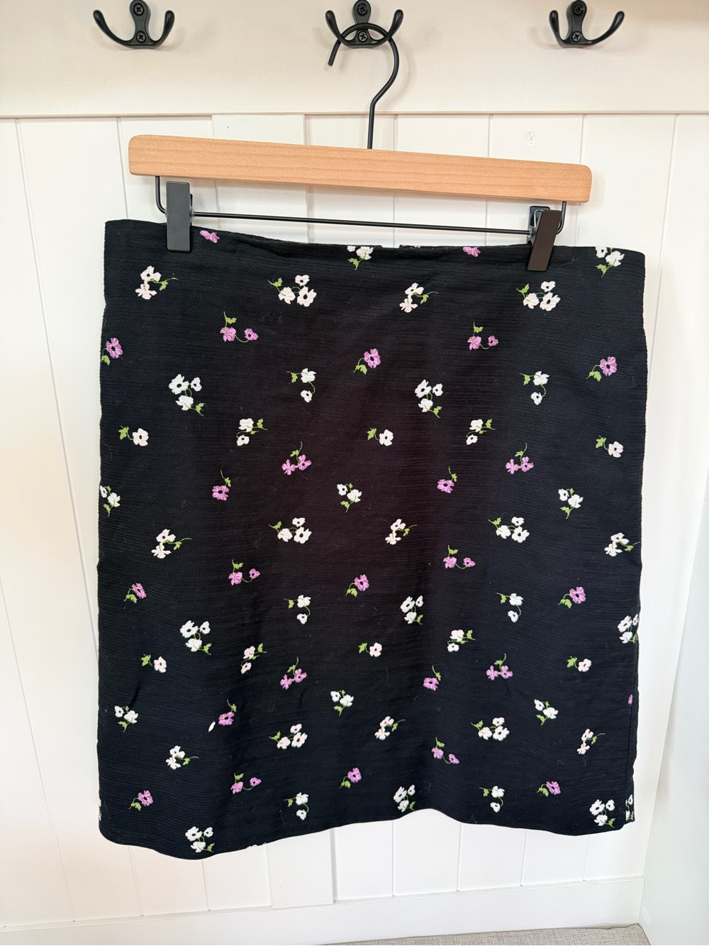 Ann Taylor Factory Black Skirt with White & Lilac Floral Print